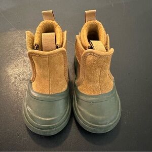 Toddler Slip-On Hi Terrain V Shoe